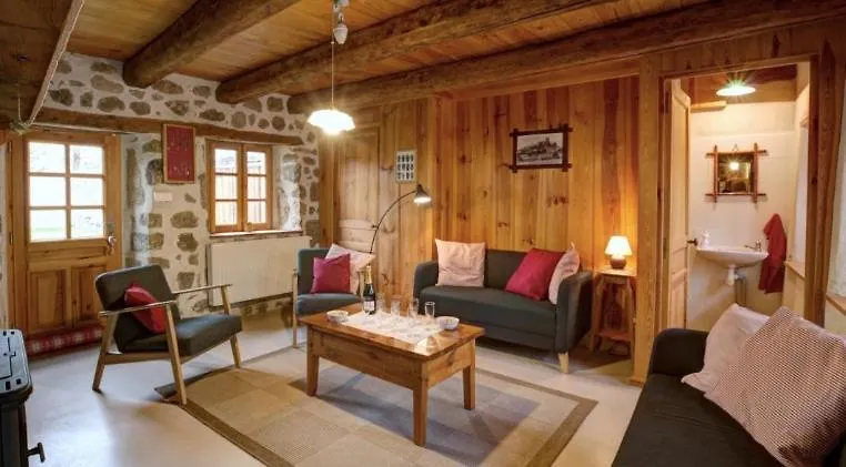 La Feniere Apartment Merle-Leignec